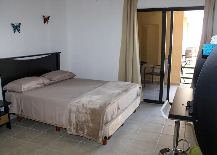 Cabo Sleeps 3 Hotel Cabo San Lucas